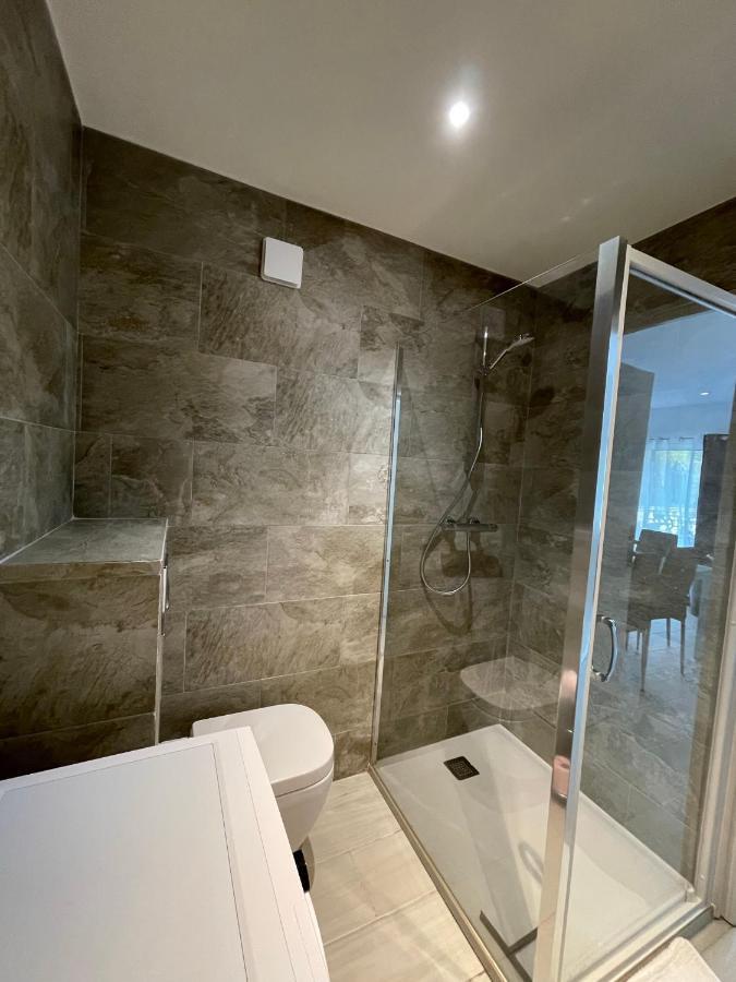 appartement bas de villa avec piscine privée partagée proche bord de mer Cagnes-sur-Mer Exterior foto