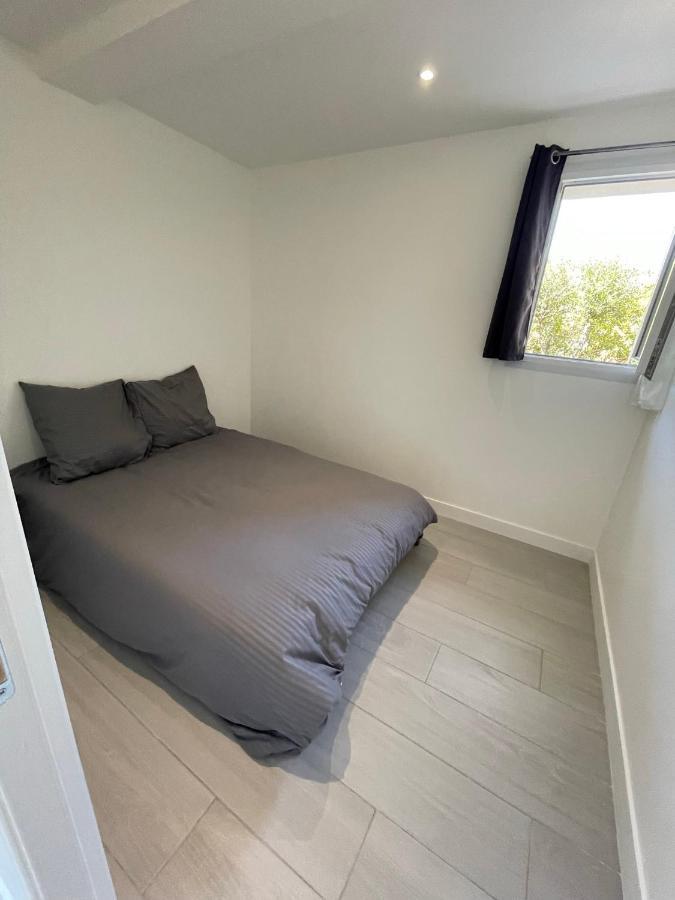 appartement bas de villa avec piscine privée partagée proche bord de mer Cagnes-sur-Mer Exterior foto